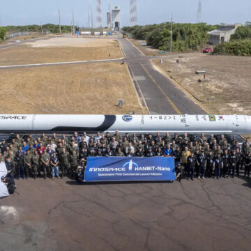 Primeiro lançamento comercial de foguete no Brasil é adiado para sexta-feira (19)