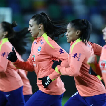 Seleção brasileira feminina encerra o ano com amistoso contra Portugal