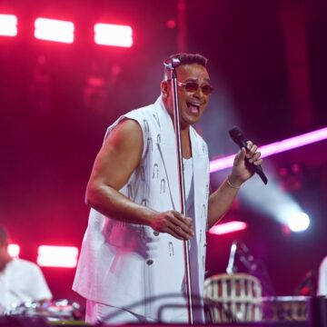 Último dia do Festival Virada Salvador começa com show de Xanddy Harmonia