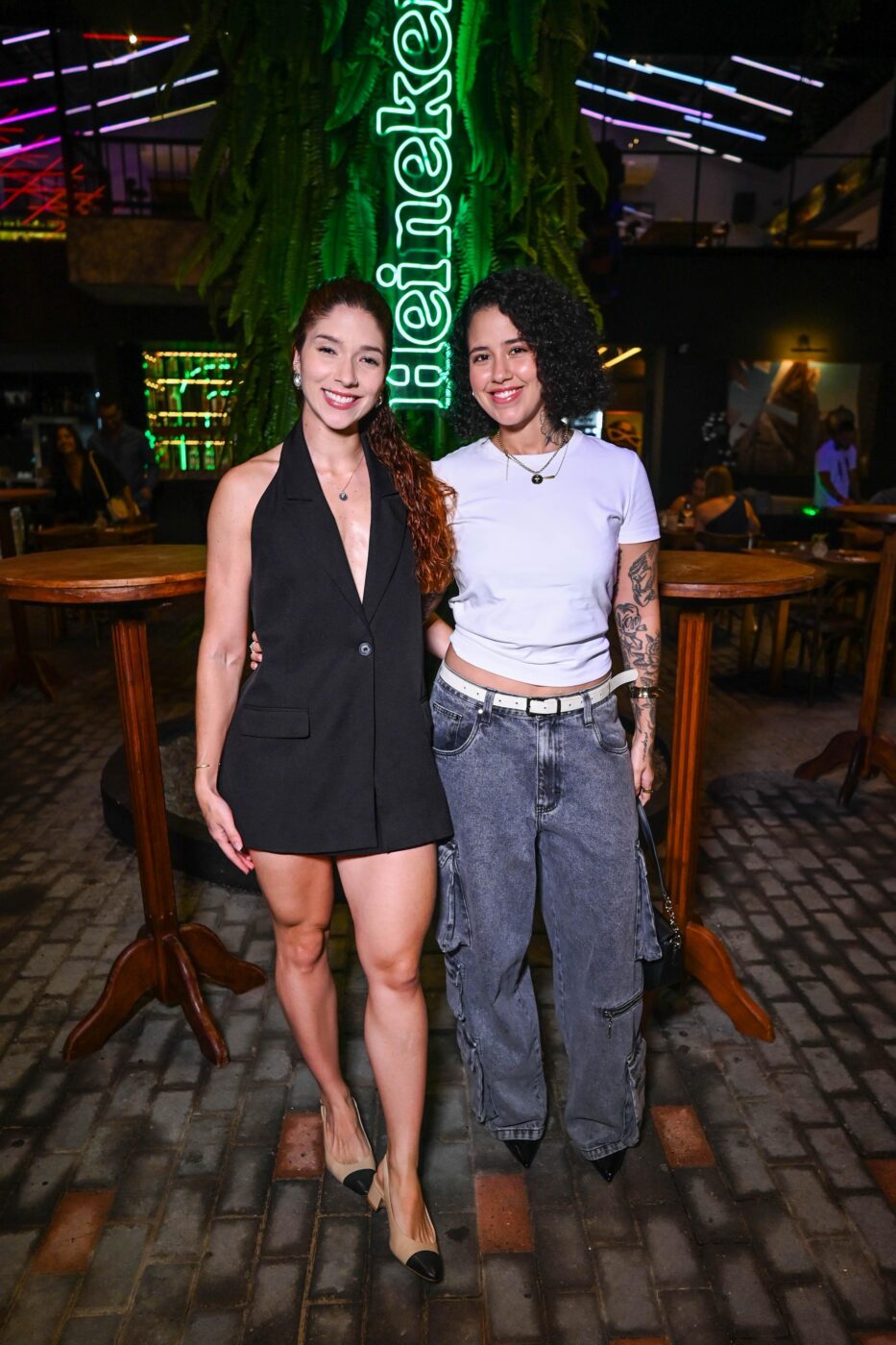 Bia Andrade e Ivna Espinoza