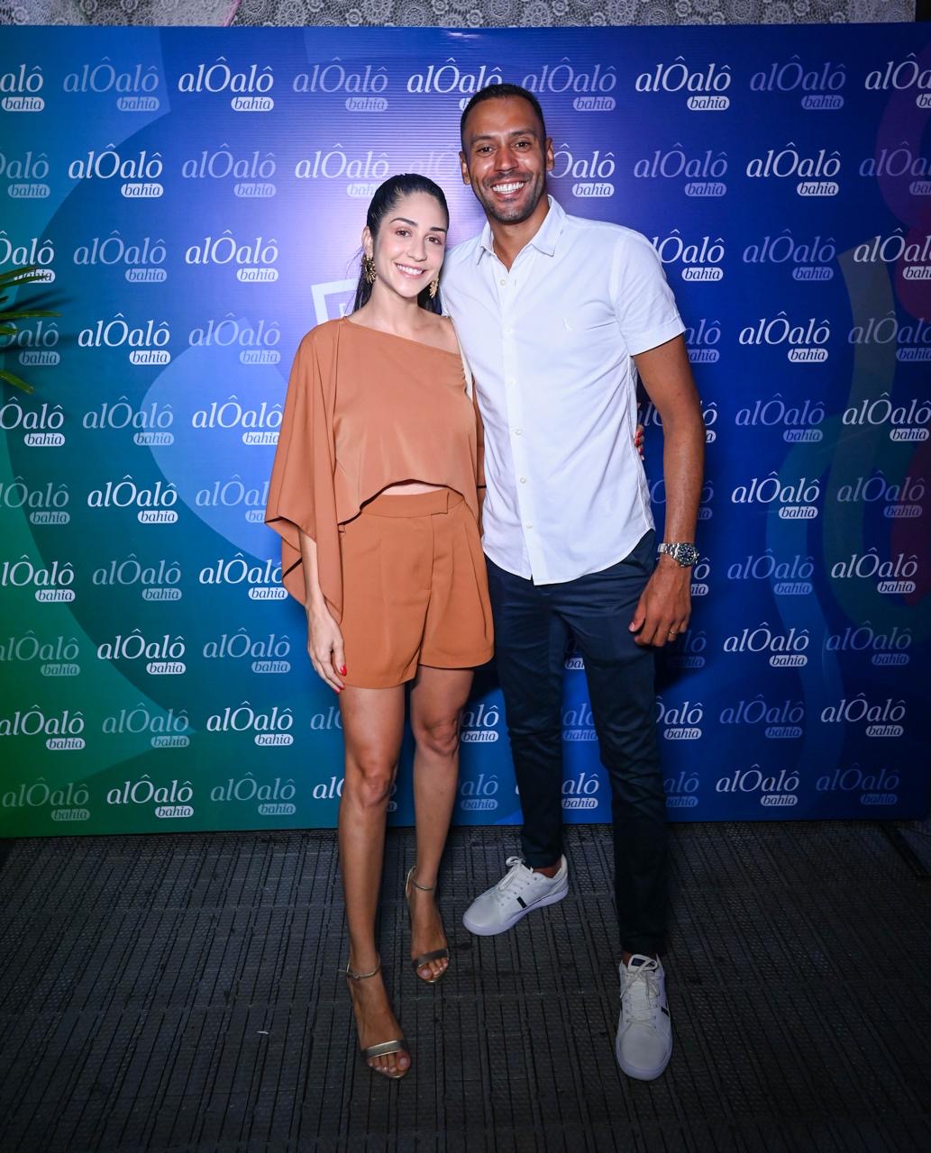 Bruna Cambraia e Vinicius Magalhães