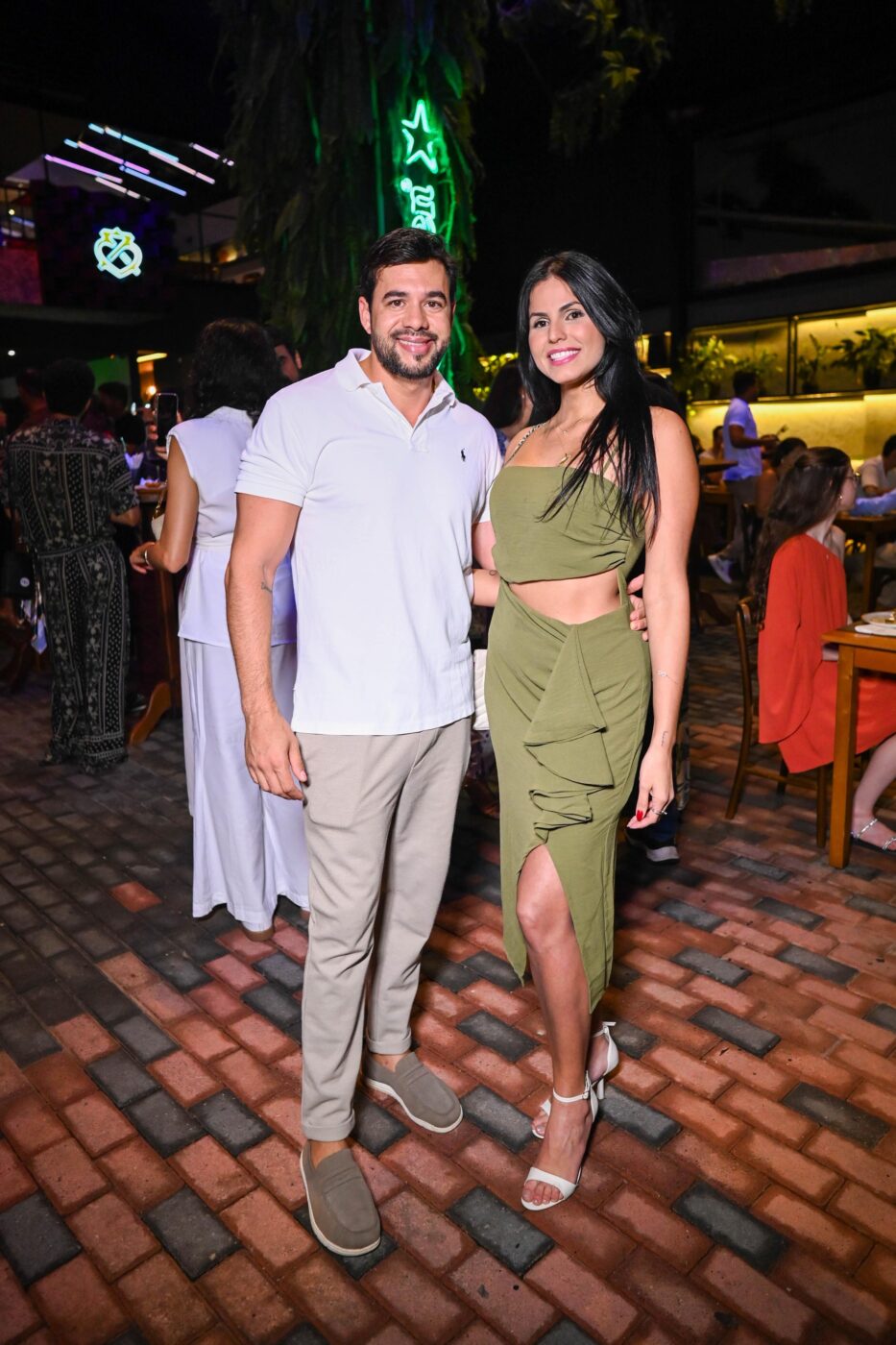 Thiago Castro e Manoella Galvão