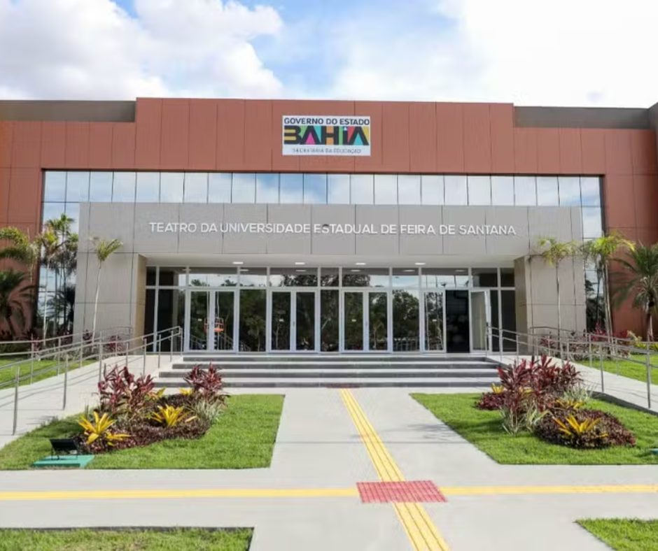 UEFS inaugura Teatro Central e amplia espaços culturais e acadêmicos