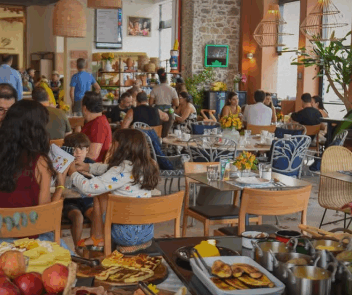 Café da manhã do Casarìa ganha contação de histórias para crianças neste fim de semana