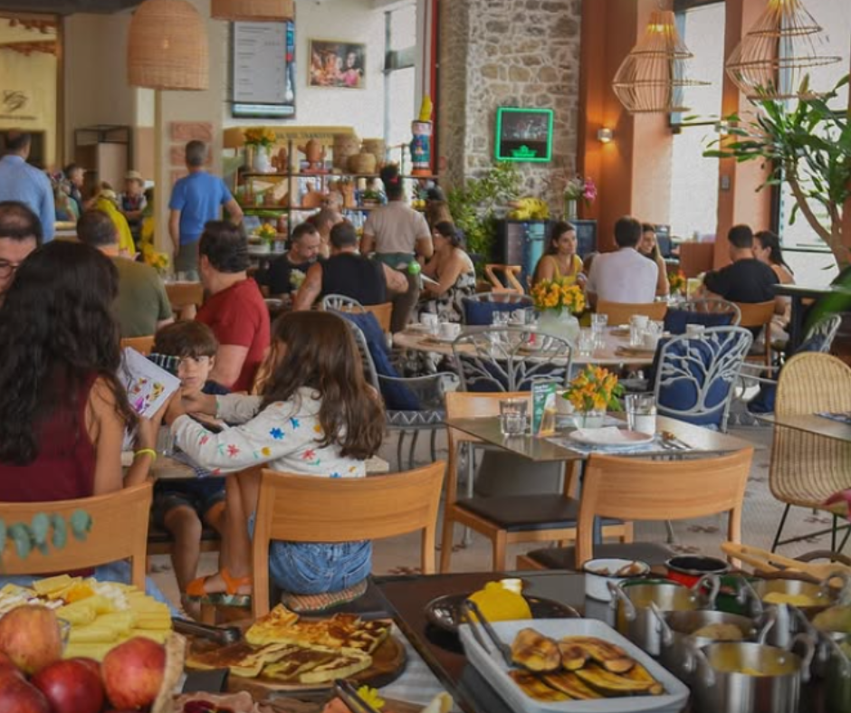 Café da manhã do Casarìa ganha contação de histórias para crianças neste fim de semana