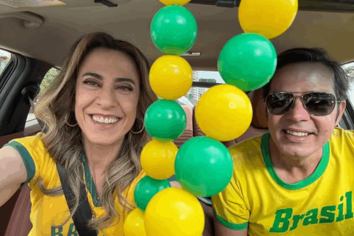 Fernanda Torres exibe novo visual e compartilha fotos inéditas do novo filme