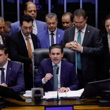 Bolsonaro pode deixar regime fechado em dois anos com nova regra aprovada pela Câmara