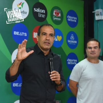Prefeito Bruno Reis se emociona ao falar sobre show de Roberto Carlos em Salvador: “Minha mãe era fã”