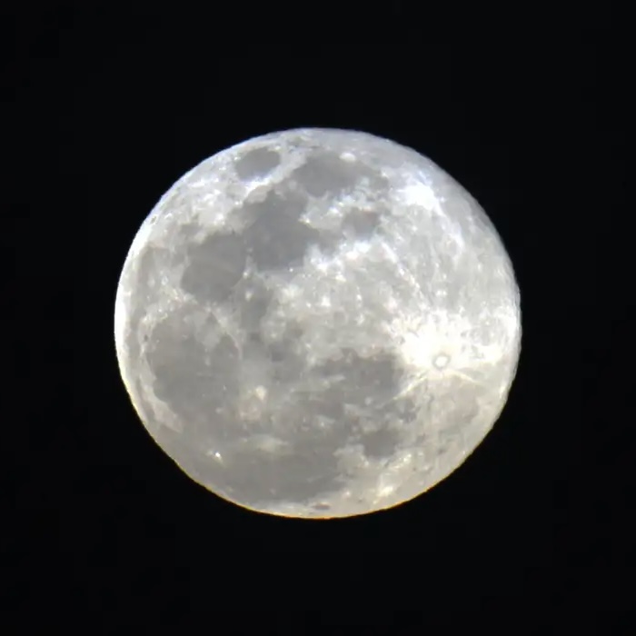 Última superlua de 2025 terá brilho máximo nesta quinta (4); veja horários e o que explica o fenômeno