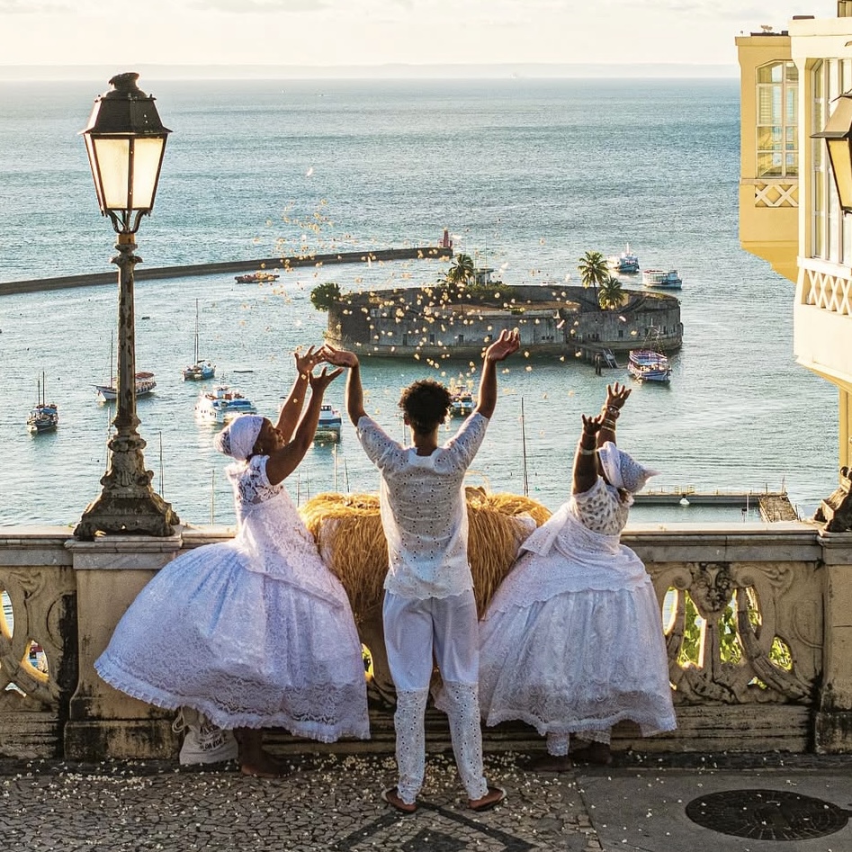 É a Bahia! Fluxo de turistas internacionais para o estado cresce 50% em um ano