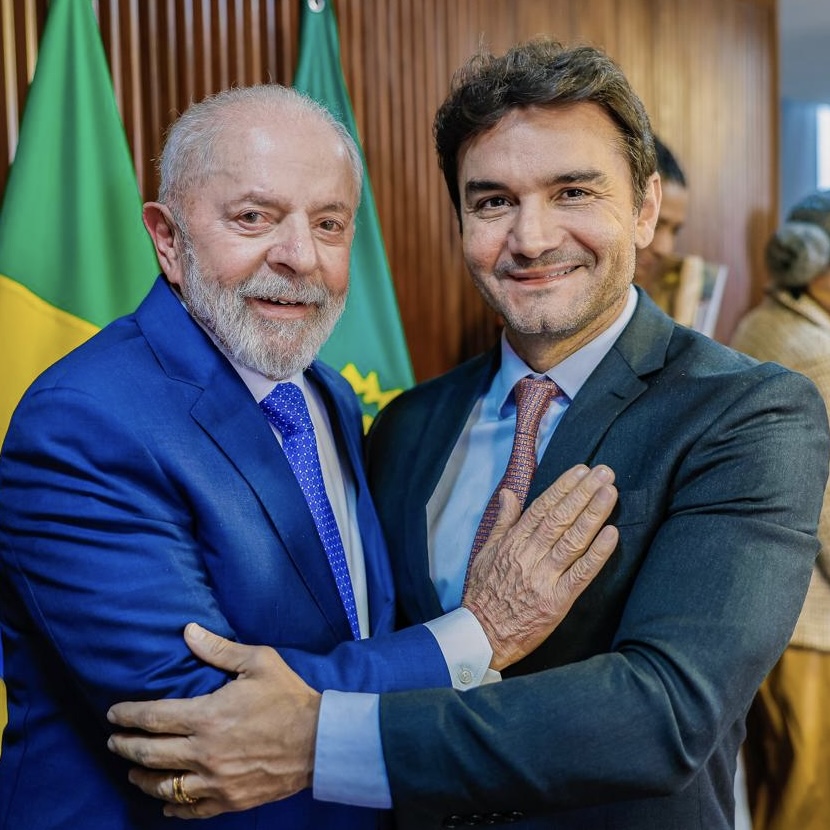 Lula anuncia saída de Sabino do Ministério do Turismo