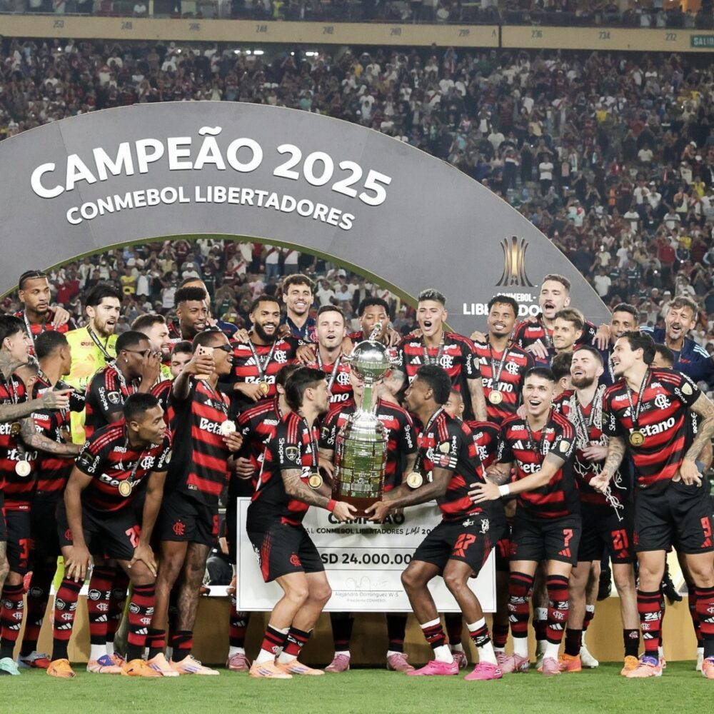 Flamengo anuncia receita recorde de R$ 2 bilhões e promete gastar mais que rivais