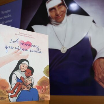 Livro infantil sobre Santa Dulce dos Pobres será lançado em Salvador