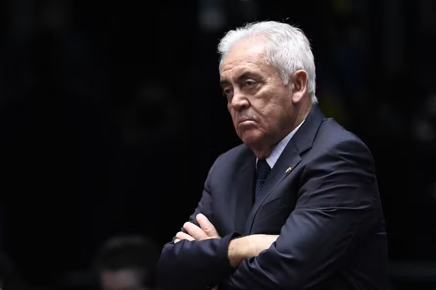 “Como está, não passa”: senador baiano Otto Alencar avalia projeto da Dosimetria