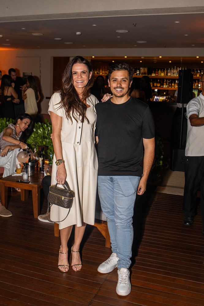 Paula Goés e João Victor Moraes