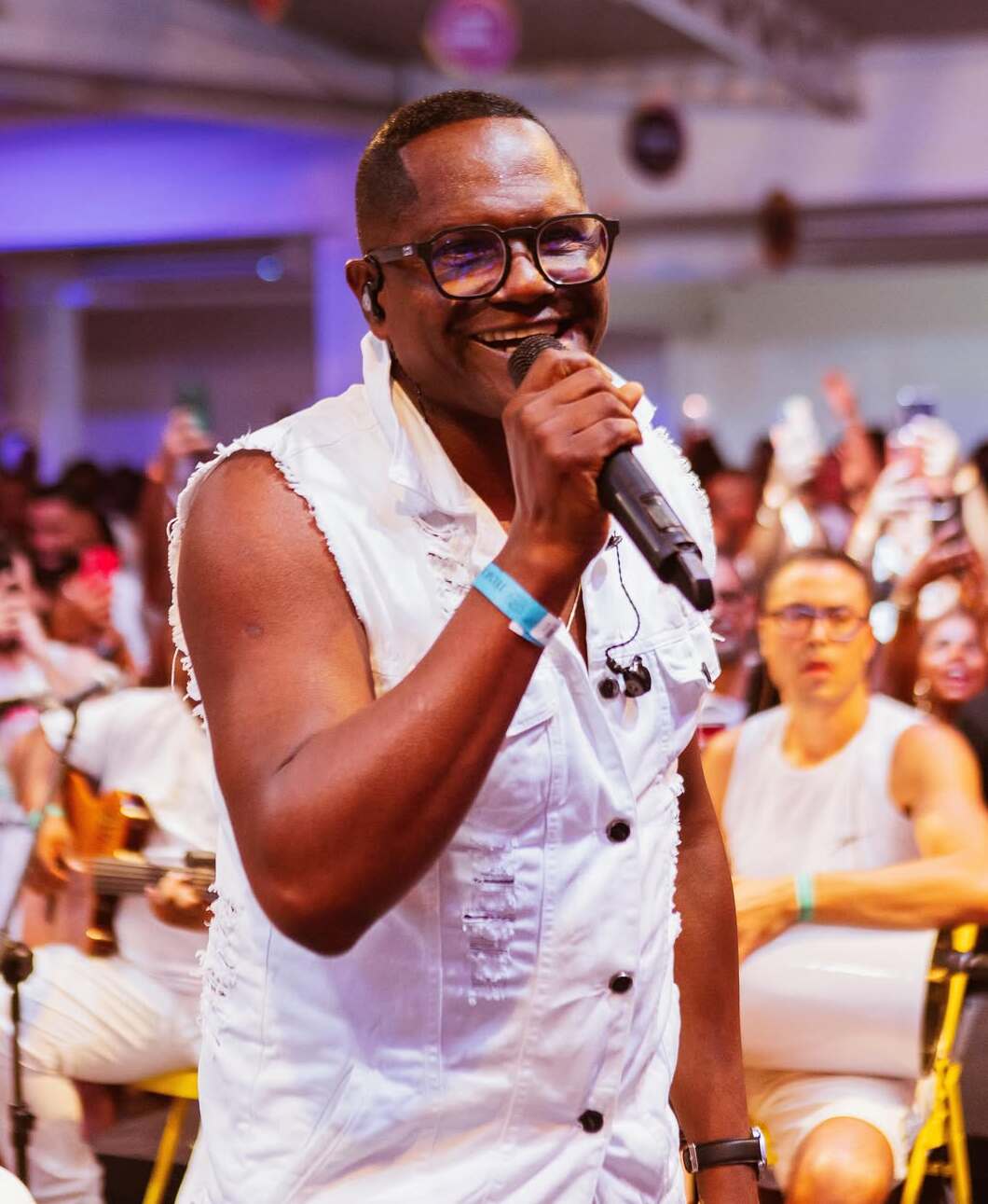 Tatau comanda ensaios de Verão no Rio Vermelho