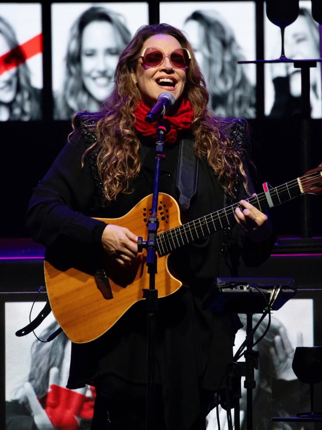 Ingressos para show de Ana Carolina na Concha Acústica começam a ser vendidos nesta quinta (4); saiba valores