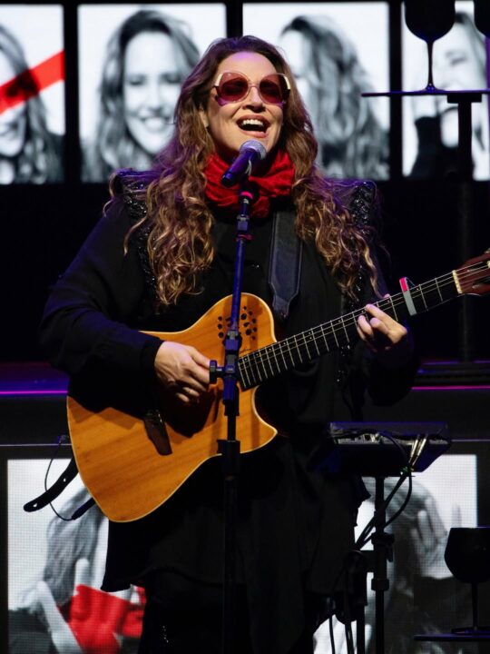 Ingressos para show de Ana Carolina na Concha Acústica começam a ser vendidos nesta quinta (4); saiba valores