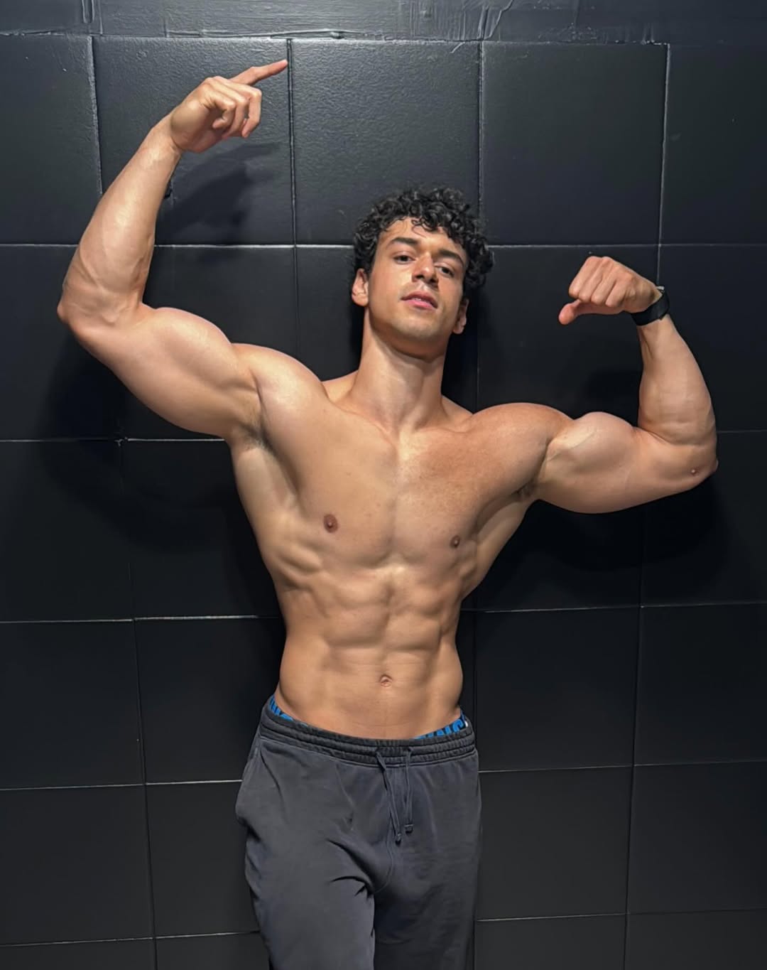 Filho de Carla Perez e Xanddy se prepara para participar de novos campeonatos de fisiculturismo