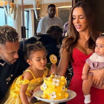 Bruna Biancardi e Neymar celebram cinco meses da filha Mel; veja fotos