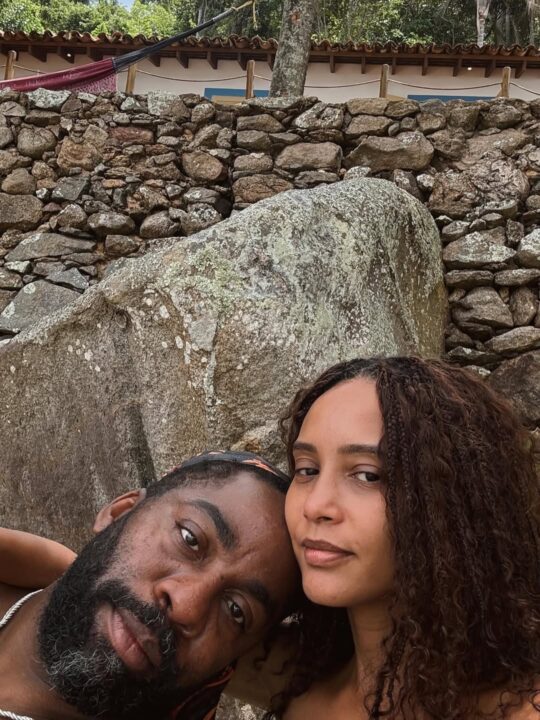 Lázaro Ramos e Taís Araujo curtem dias de descanso em clima de romance: “Pausas que a vida dá”