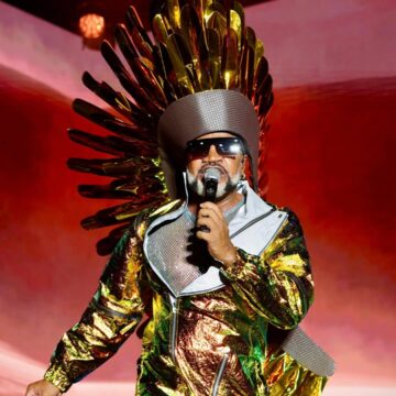 Carlinhos Brown receberá importante homenagem de universidade baiana