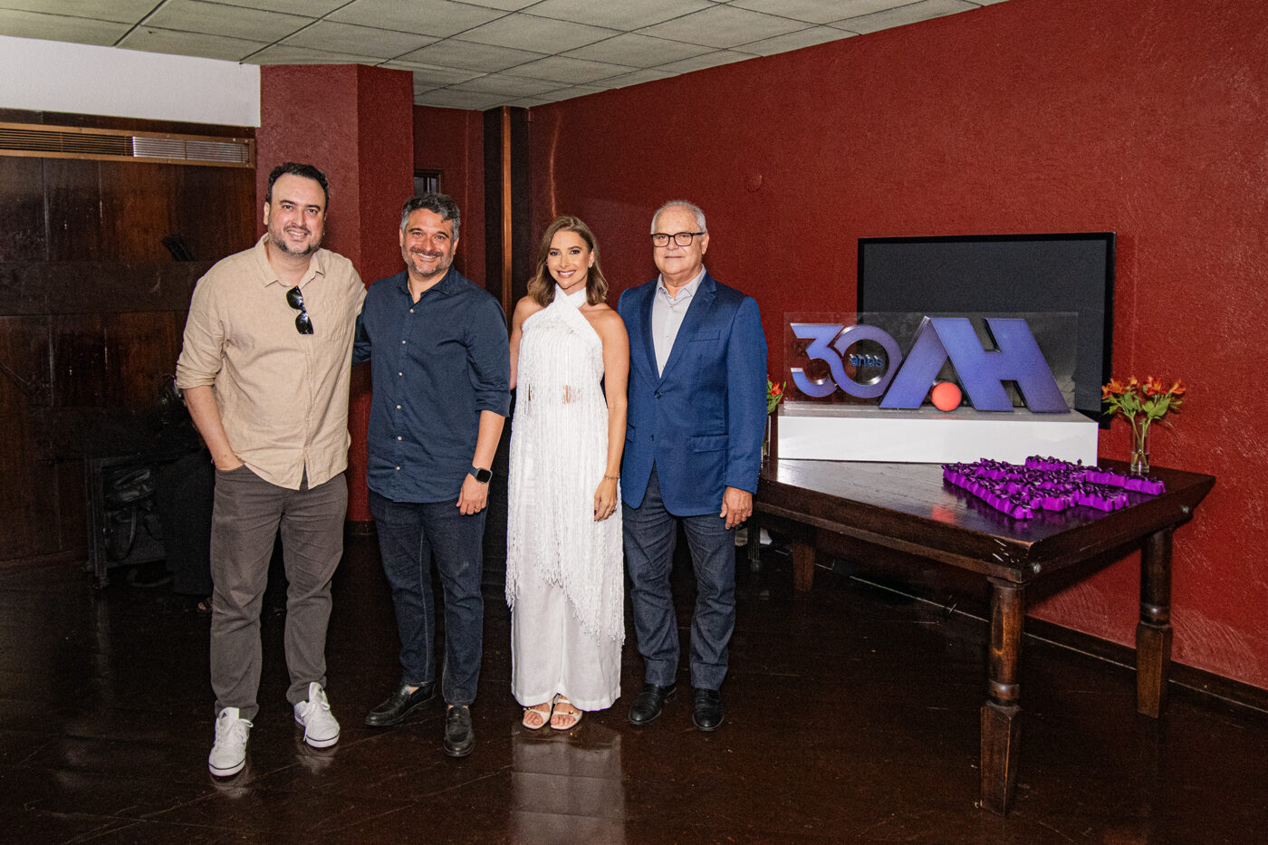 Vinicius Couto, César Murilo, Thais Marcolini e Affonso Henriques