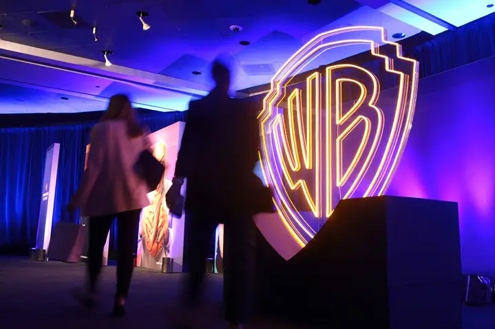Warner Bros. orienta acionistas a rejeitar proposta bilionária e hostil da Paramount; entenda