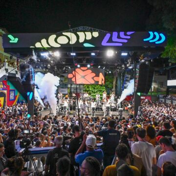 Verão na Bahia: Timbalada abre temporada de ensaios no Candyall Guetho Square