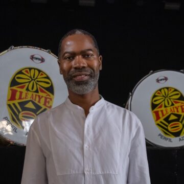 Documentário sobre Tiganá Santana inicia filmagens em Salvador