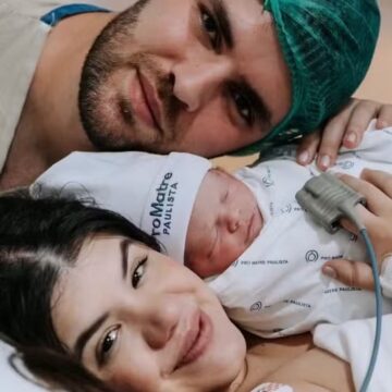 Ex-chiquitita, Carolina Chamberlain anuncia nascimento da primeira filha