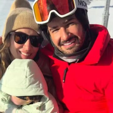 Alexandre Pato se derrete por Rebeca Abravanel, filha de Silvio Santos, em álbum de viagem