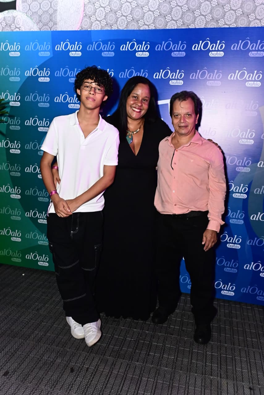 Tiago, Fernanda e Jair Lordêlo