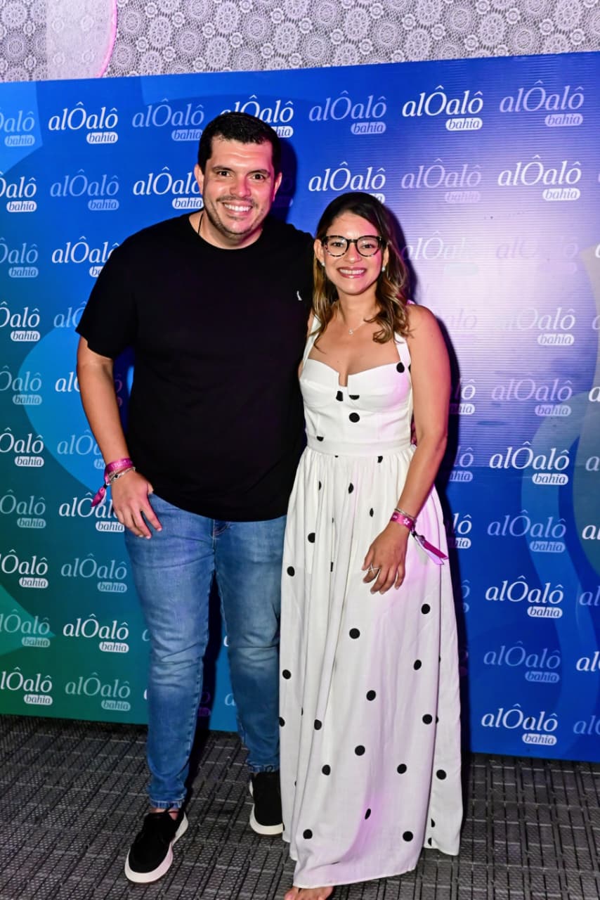 Thales Pimentel e Simone Café