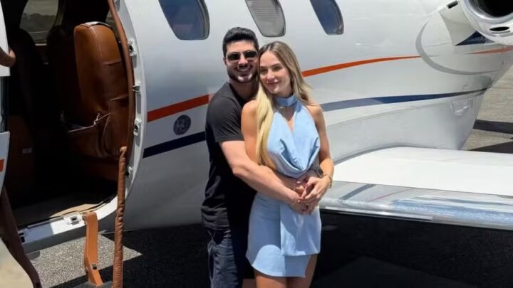 Gabi Martins celebra férias em Trancoso com o namorado: ‘Vai ser incrível’