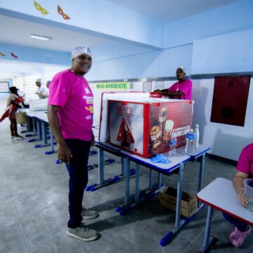 Ambulantes recebem alimentação e transporte gratuitos no Festival Virada Salvador 2026