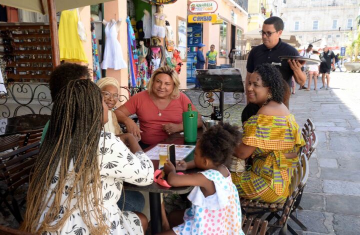 Bares e restaurantes do Centro Histórico de Salvador oferecem menus especiais de Natal
