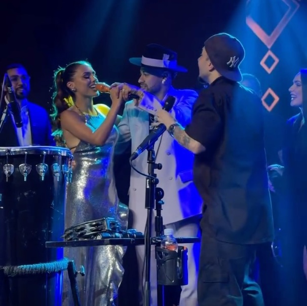 Bruna Biancardi surpreende ao cantar durante evento com Neymar; veja vídeo