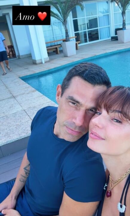 Após prisão de stalker, Isis Valverde aproveita férias em família em Vitória