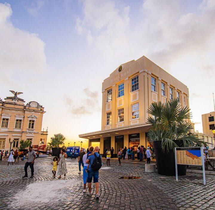 Como a Rua Chile vem se transformando? Encontro discutirá oportunidades de negócios na região