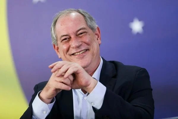 Ciro Gomes participa de evento da Fundação Índigo sobre seca na Bahia