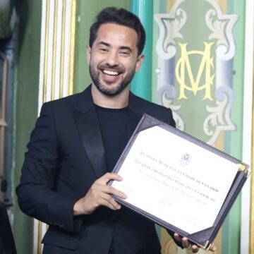 Câmara homenageia Éverton Ribeiro com Título de Cidadão de Salvador