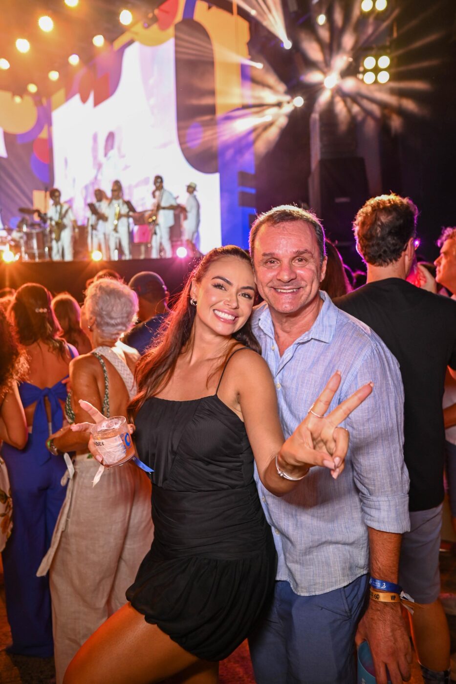 Ariane Mares e Nei Ávila