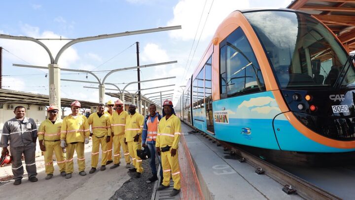 VLT Salvador realiza primeira viagem-teste e primeiro trecho deve operar em 2026