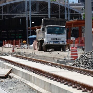VLT de Salvador: Trecho 1 atinge 50% das obras e inicia fase de operação assistida