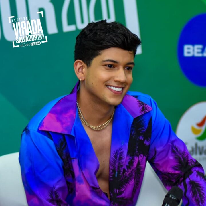 Léo Foguete exalta parceria da namorada em meio à correria do verão