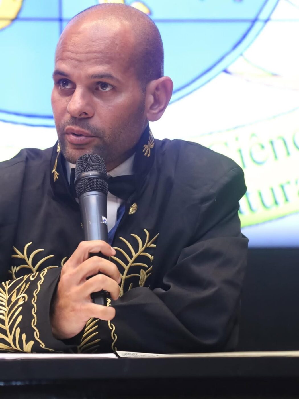 Médico baiano Gabriel Almeida é empossado na Academia Brasileira de Ciências, Artes, História e Literatura