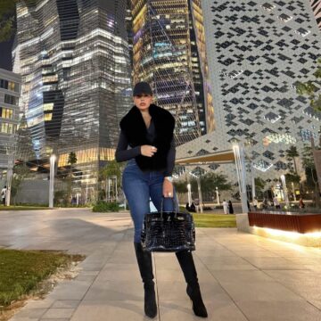 Georgina Rodríguez combina anel milionário e bolsa de R$ 257 mil em passeio na Arábia Saudita