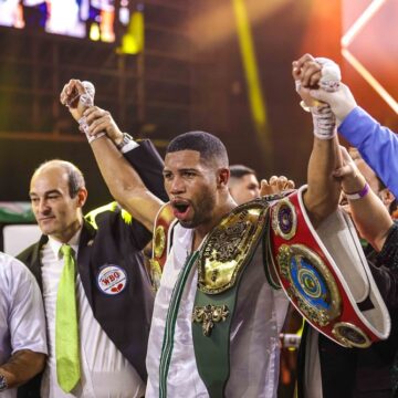 Hebert Conceição confirma favoritismo e vence décima luta da carreira