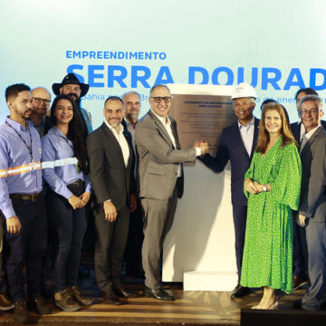 Jerônimo Rodrigues participa do lançamento da pedra fundamental do projeto Serra Dourada em Salvador